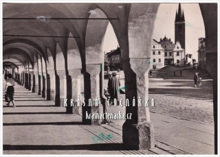 TELČ, Náměstí Zachariáše z Hradce (býv. náměstí Míru)
