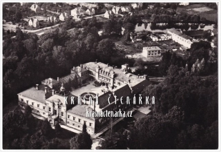 SVĚTLÁ NAD SÁZAVOU, Pohled na zámek