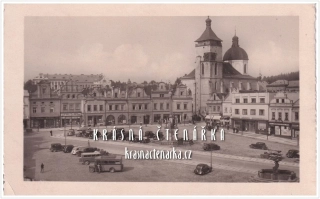 HAVLÍČKŮV BROD, Náměstí i s automobily