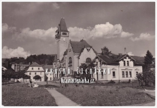 ROKYTNICE NAD JIZEROU, Náměstí