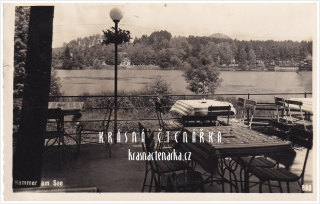 HAMR NA JEZEŘE, Pohled od restaurace na jezero