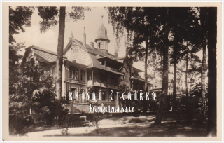 HAMR NA JEZEŘE, Lázeňský dům Waldhof