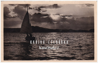 MÁCHOVO JEZERO s plachetnicemi