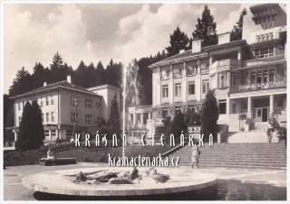 LUHAČOVICE, Ředitelství lázní a Dům Bedřicha Smetany