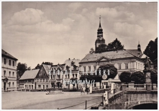 CHŘIBSKÁ, Náměstí