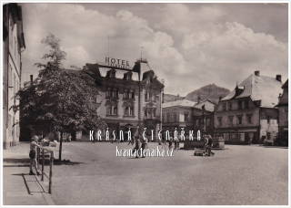 ČESKÁ KAMENICE, Náměstí Míru