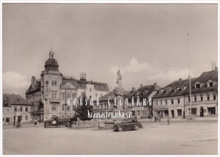 ŠLUKNOV, Náměstí Míru