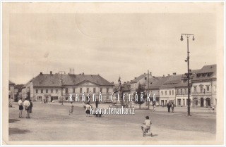 ŠLUKNOV, Náměstí Míru