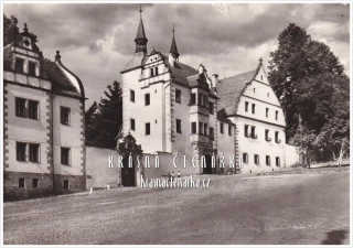 Zámek BENEŠOV NAD PLOUČNICÍ