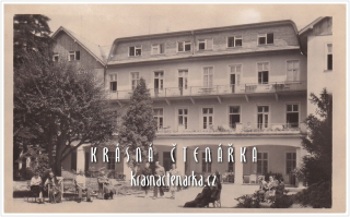 DUBÍ, Sanatorium, nyní Tereziny lázně i s lázeňskými hosty