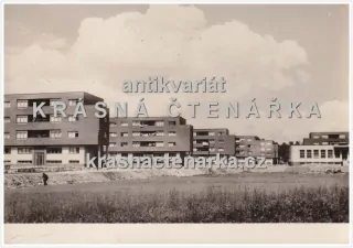 HRADEC KRÁLOVÉ (Labská kotlina, býv. Gottwaldova čtvrť)