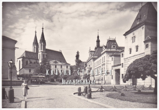 KROMĚŘÍŽ, Sněmovní náměstí a kostel sv. Mořice