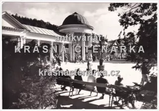 MARIÁNSKÉ LÁZNĚ (kolonáda Rudolfův a Karolinin pramen)