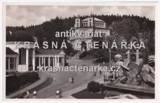 MARIÁNSKÉ LÁZNĚ (kolonáda Rudolfův a Karolinin pramen, také kostel Nanebevzetí Panny Marie)