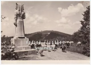 Socha RADEGAST s krávami