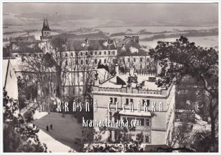 Zámek HRUBÁ SKÁLA v zimě