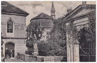 hrad VALDŠTEJN