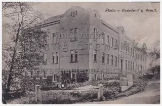 BENEŠOV U SEMIL (škola)